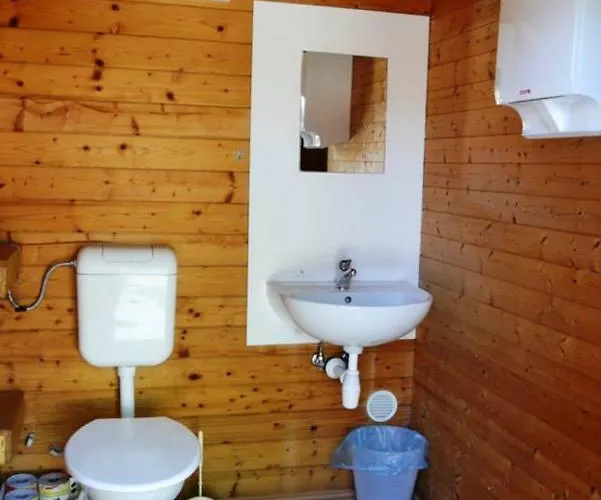 Chatová Osada Na Skalkách * Nový Jičín